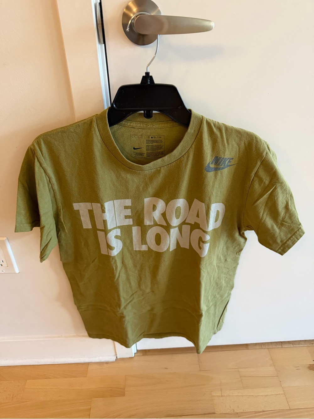Nike Men's Olive Green 'The Road Is Long' Graphic Tee